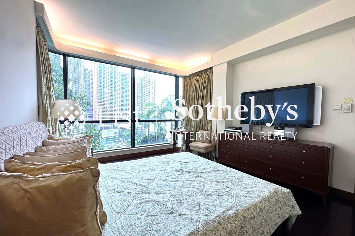 Century Tower 世紀大廈 | Master Bedroom