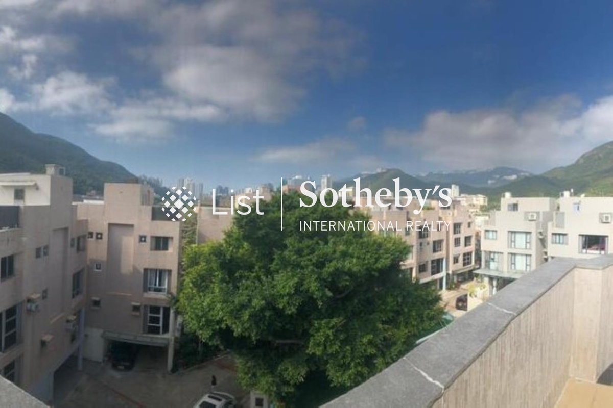 The Hazelton 榛園 | View from Private Roof Terrace