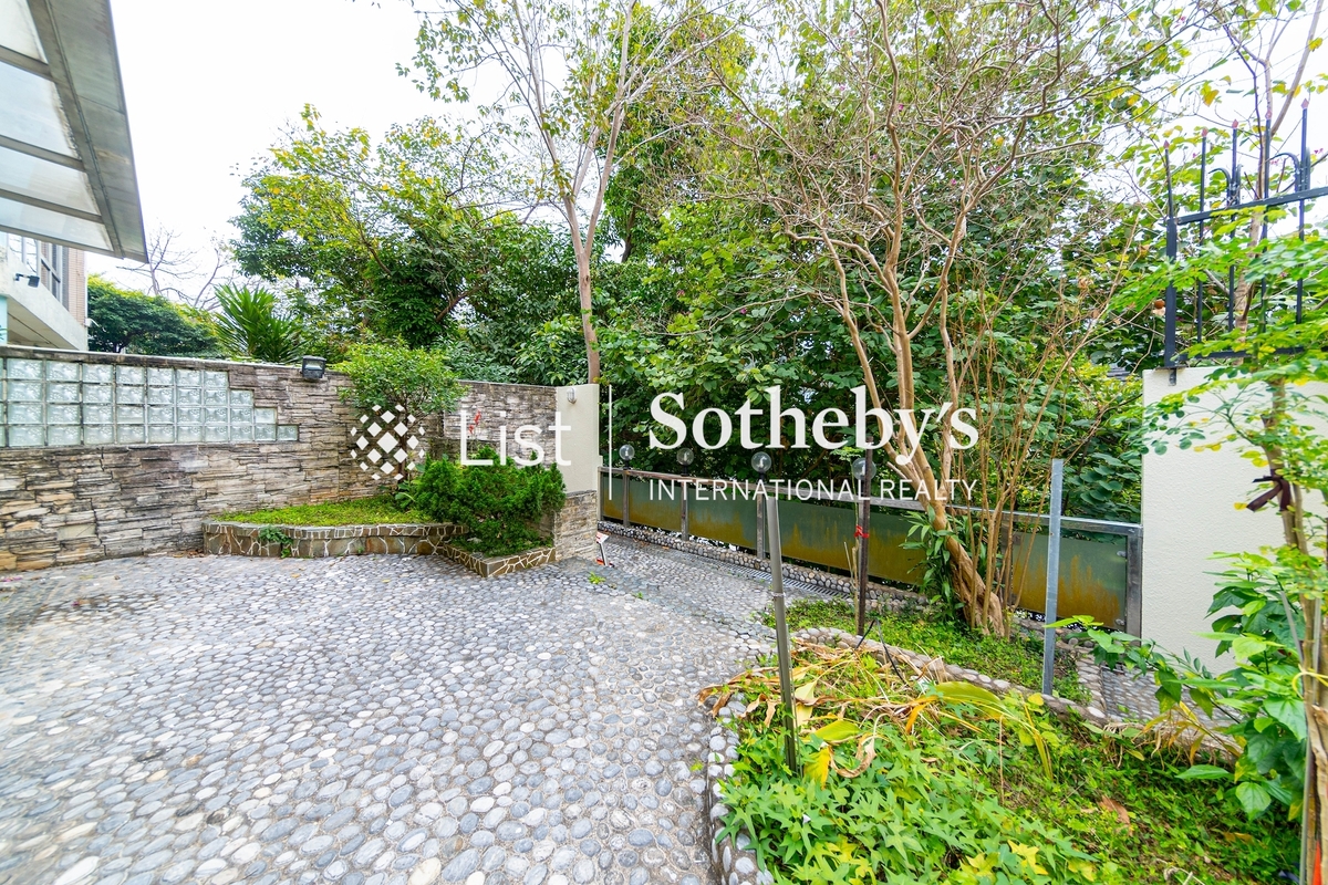 The Hazelton 榛園 | Private Garden