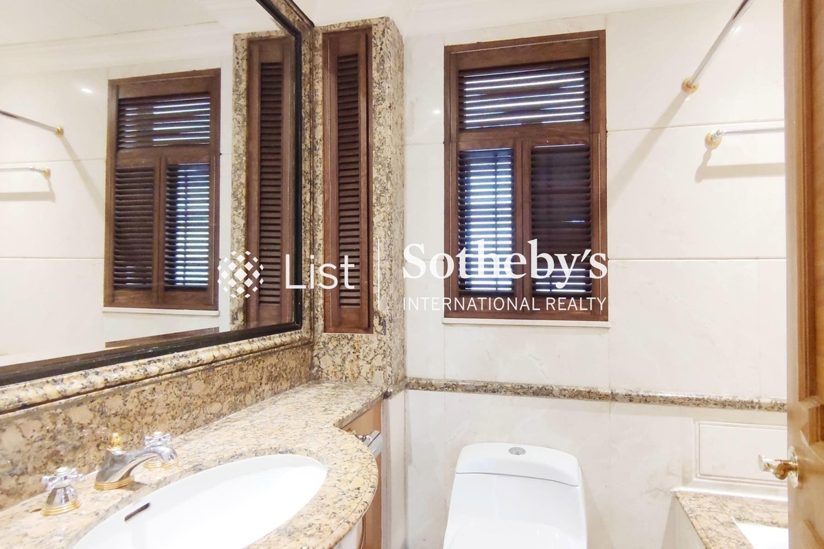 Tavistock II 騰皇居 II | Guest Bathroom