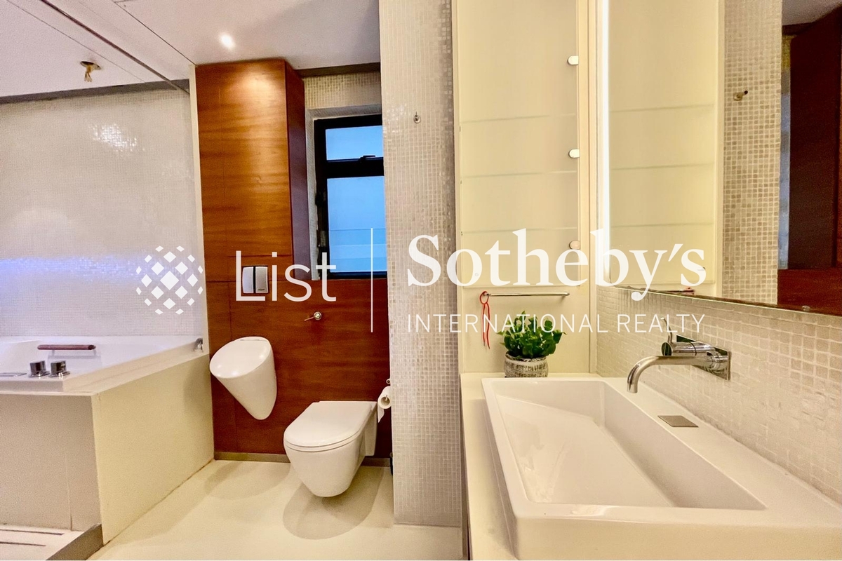 Tavistock II 腾皇居 II | Master Bathroom