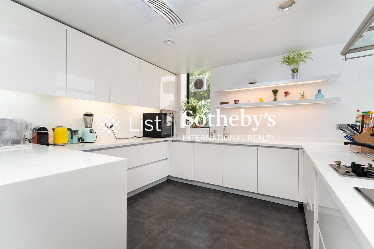 Century Tower 世紀大廈 | Kitchen