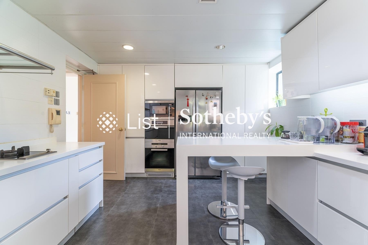 Century Tower 世紀大廈 | Kitchen