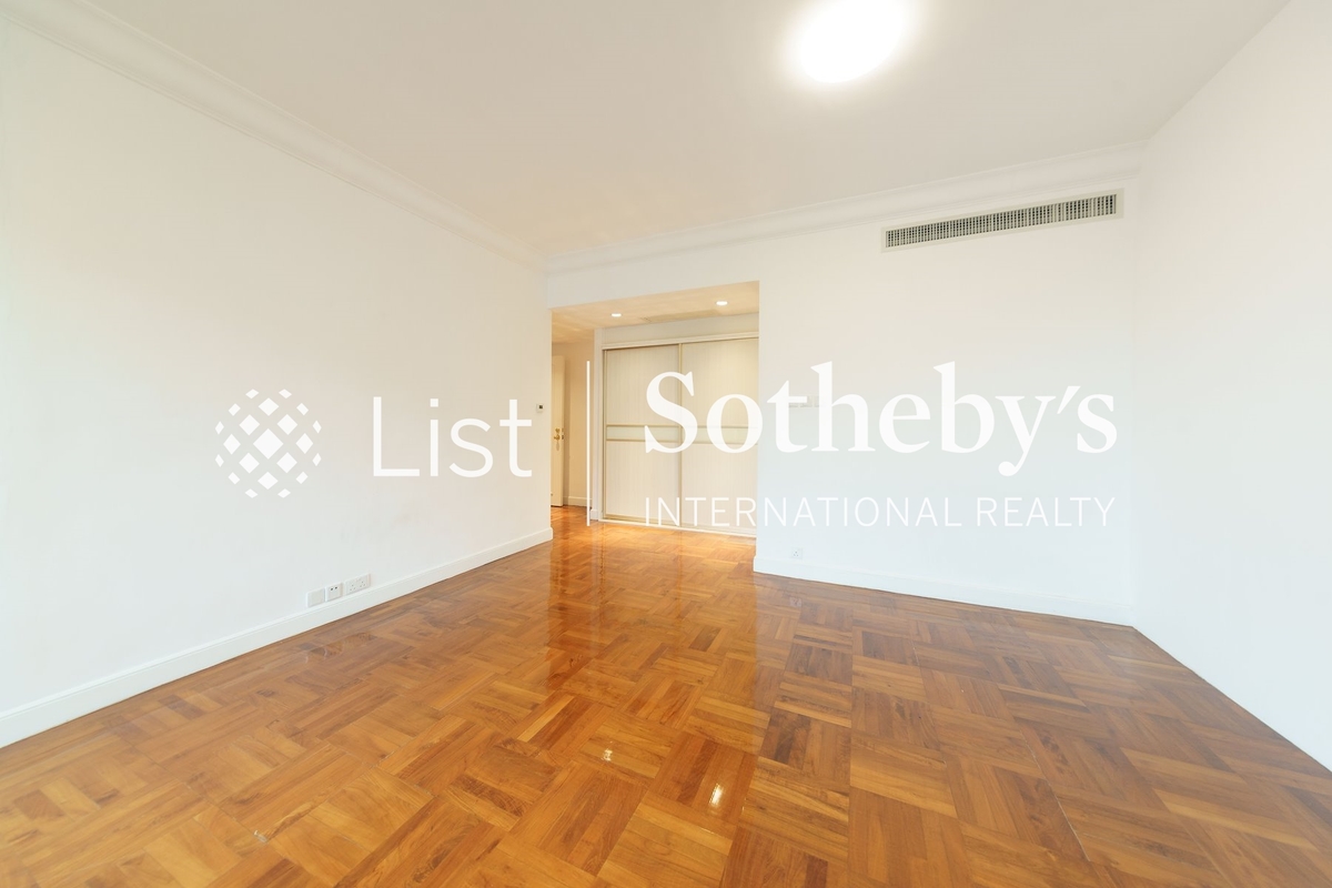 Century Tower 世紀大廈 | Master Bedroom