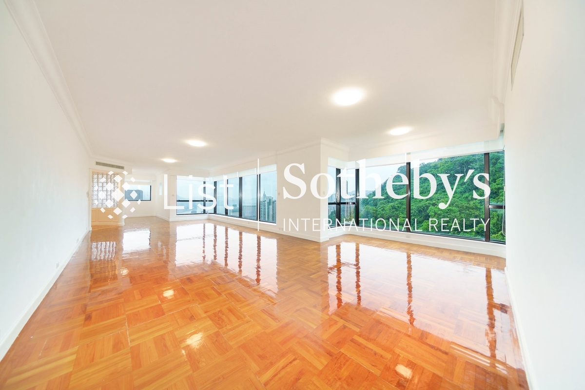 Century Tower 世紀大廈 | Living Room