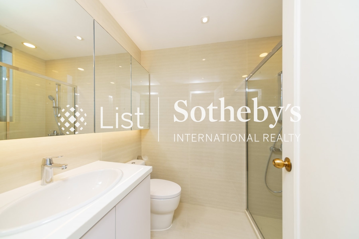 Century Tower 世紀大廈 | Second En-suite Bathroom