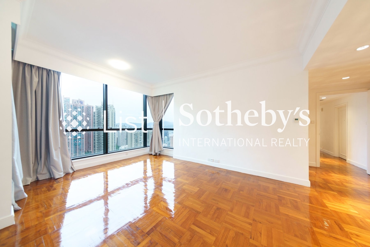 Century Tower 世紀大廈 | Master Bedroom