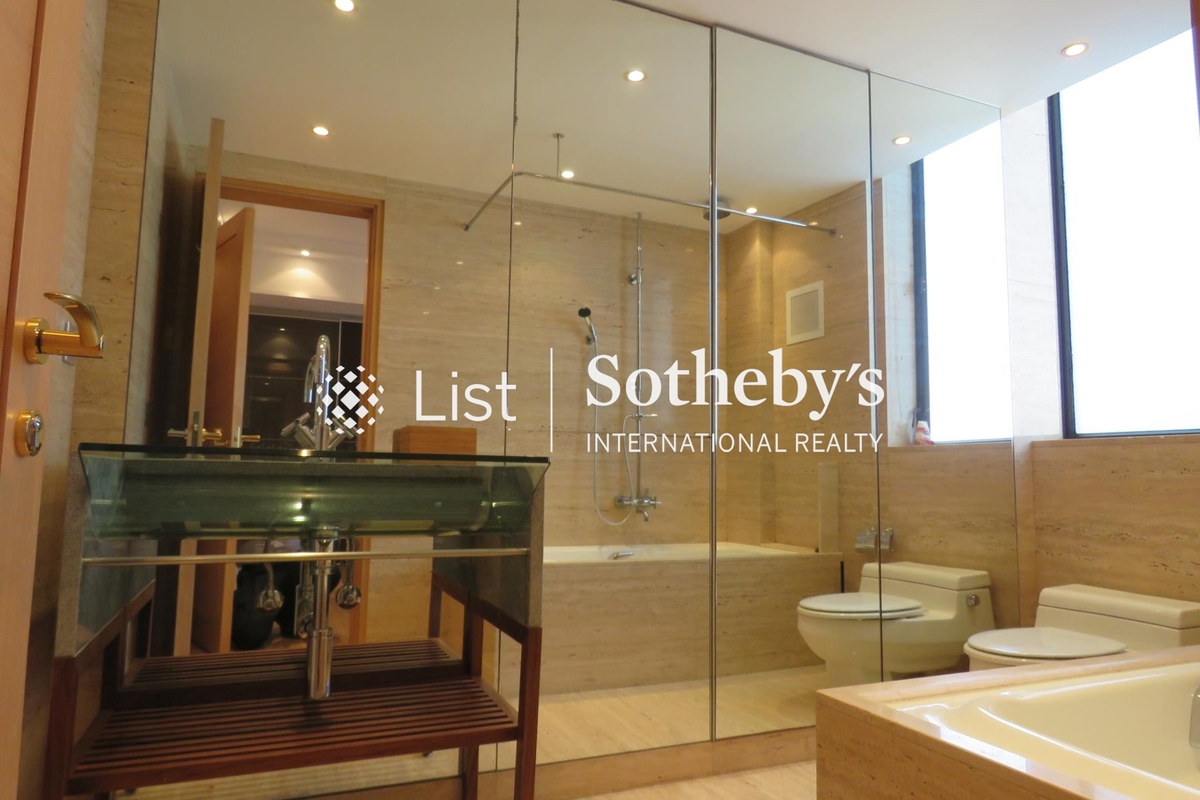 Century Tower 世纪大厦 | Second En-suite Bathroom