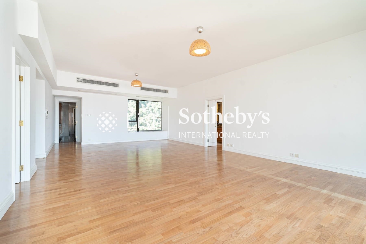 Aigburth 譽皇居 | Living and Dining Room