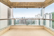 Aigburth 譽皇居 | Balcony off Living and Dining Room