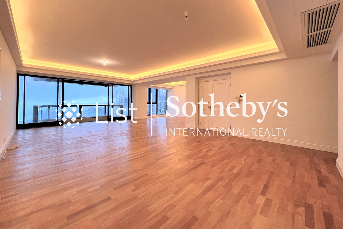 Aigburth 譽皇居 | Living and Dining Room