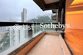 Aigburth 譽皇居 | Balcony off Living and Dining Room