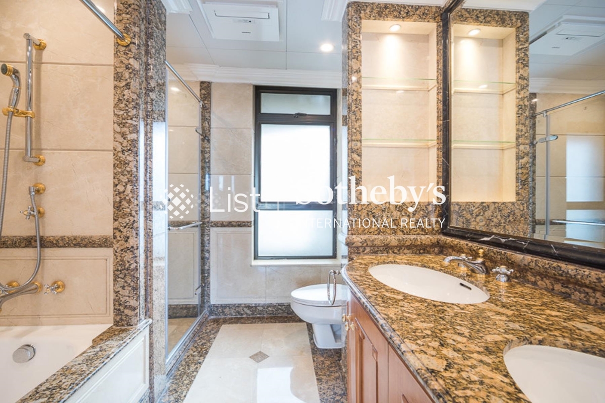 Aigburth 譽皇居 | Master Bathroom