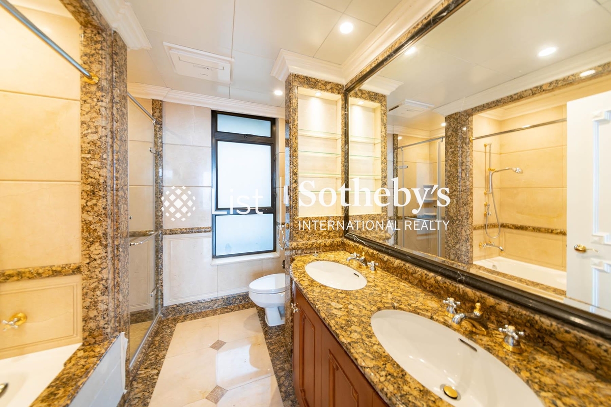 Aigburth 譽皇居 | Master Bathroom