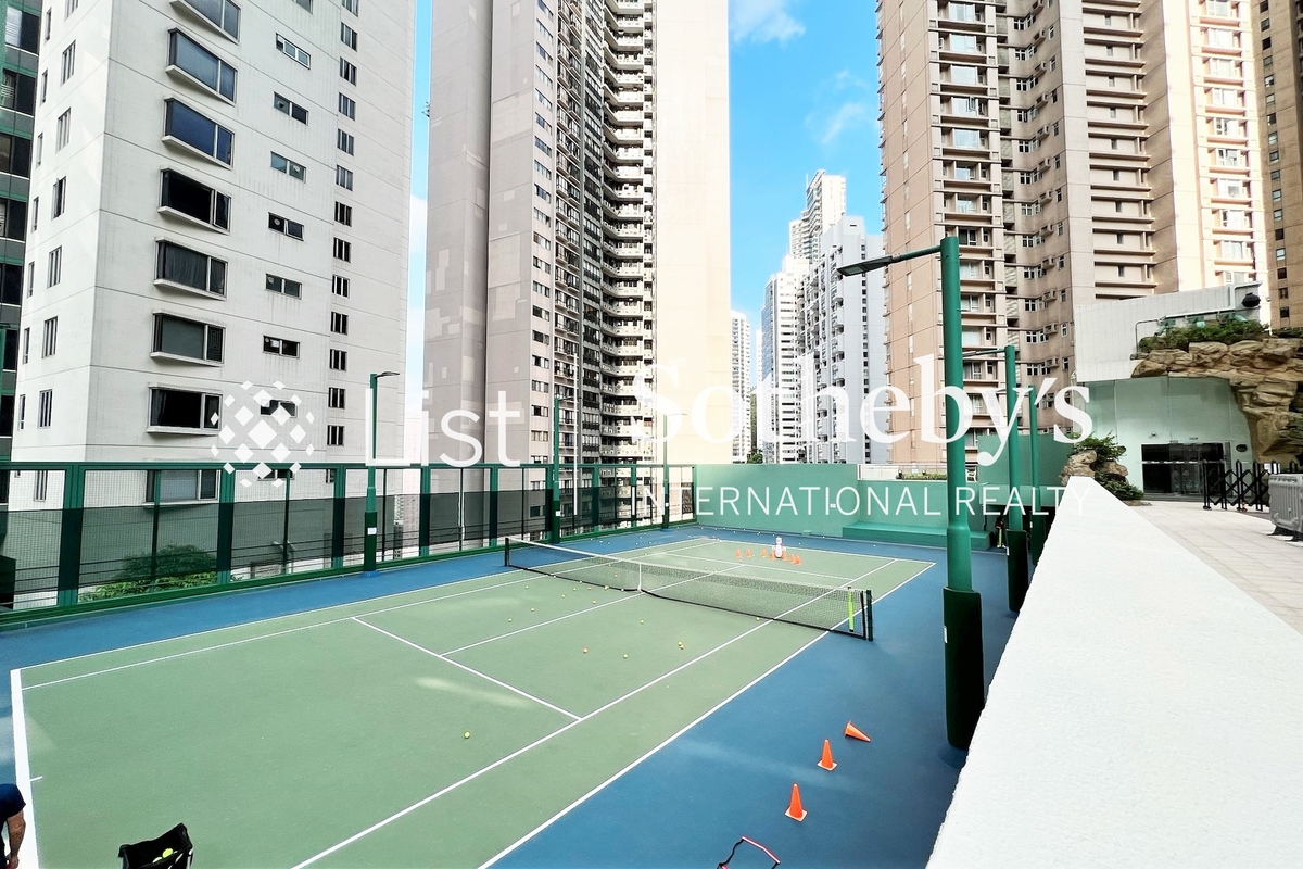 Tregunter 地利根德閣 | Tennis Court
