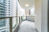 Tregunter 地利根德閣 | Balcony off Living and Dining Room