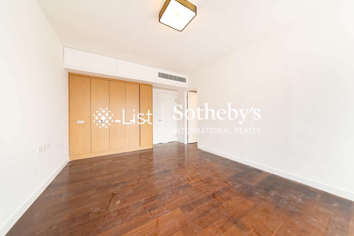 Garden Terrace 花園台 | Built-in Wardrobe in Master Bedroom