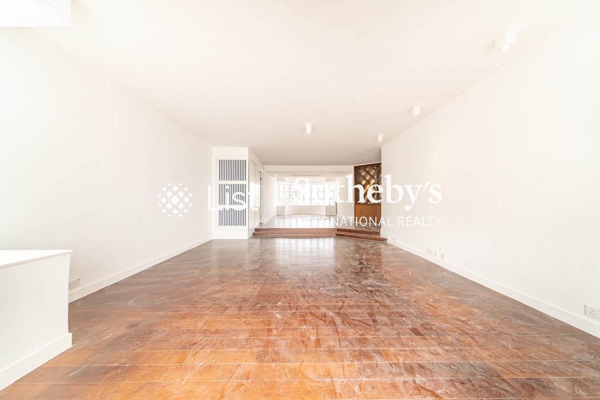 Garden Terrace 花園台 | Living and Dining Room