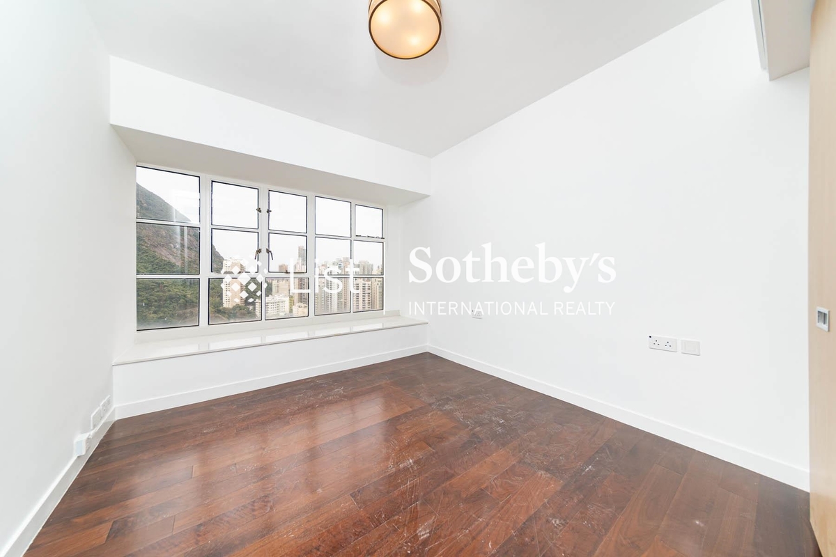 Garden Terrace 花園台 | Third Bedroom