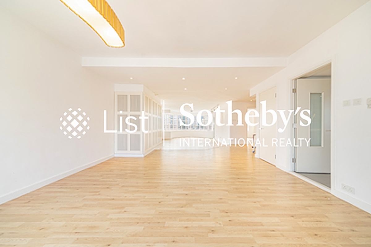 Garden Terrace 花園台 | Living and Dining Room