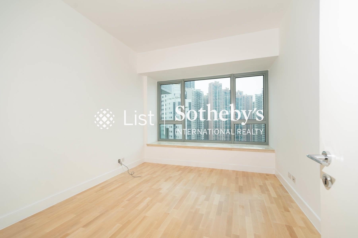 Branksome Crest Branksome Crest | Second Bedroom