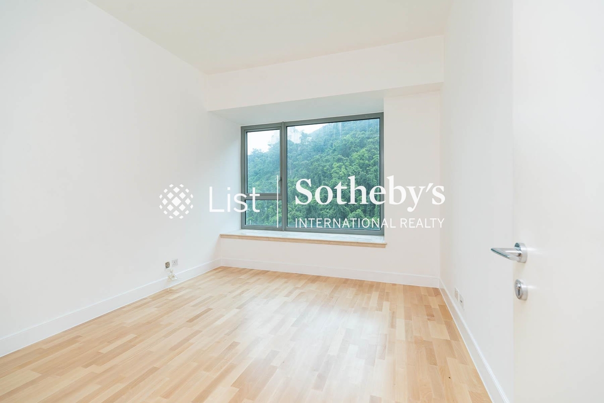 Branksome Crest Branksome Crest | Third Bedroom