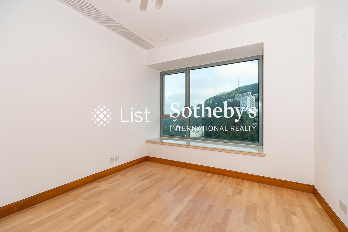 Branksome Crest Branksome Crest | Third Bedroom