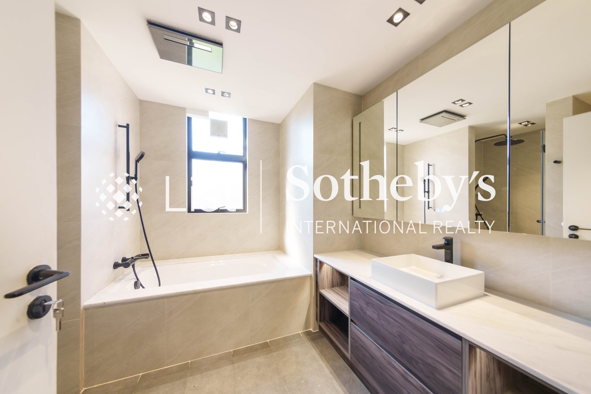 No. 61-63 Deep Water Bay Road 深水灣道61-63號 | Second En-suite Bathroom