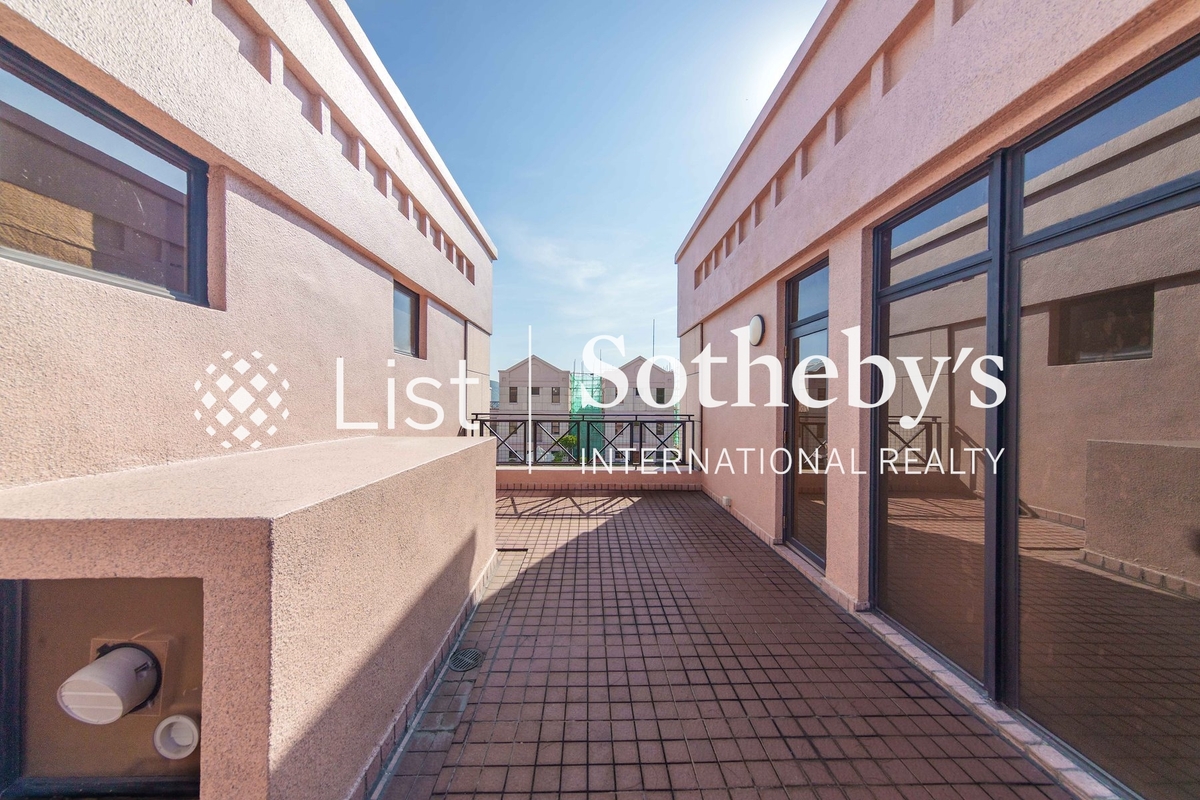 No. 61-63 Deep Water Bay Road 深水灣道61-63號 | Private Terrace off Master Bedroom