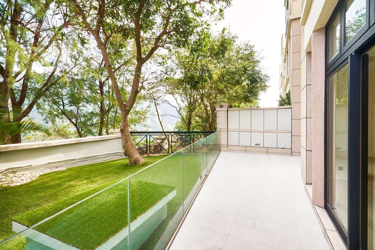 No. 61-63 Deep Water Bay Road 深水灣道61-63號 | Private Terrace off Living and Dining Room