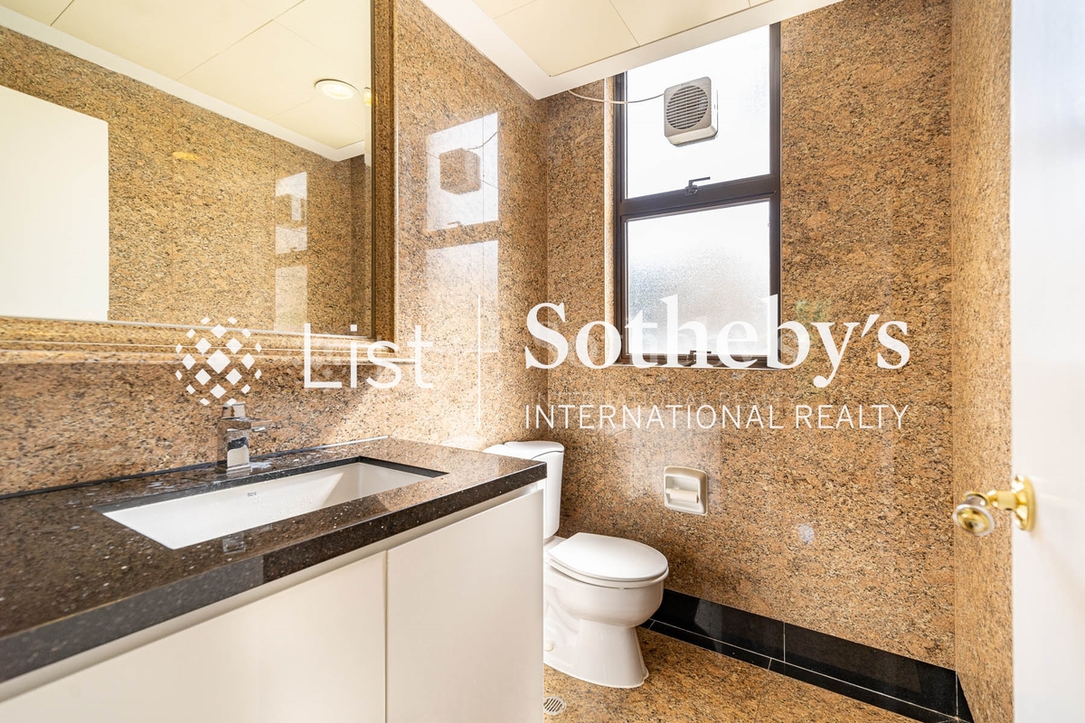 No. 61-63 Deep Water Bay Road 深水灣道61-63號 | Guest Powder Room