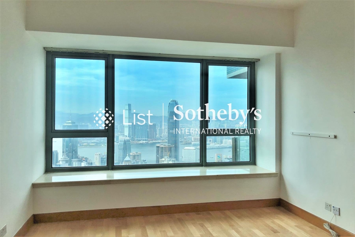 Branksome Crest Branksome Crest | Second Bedroom