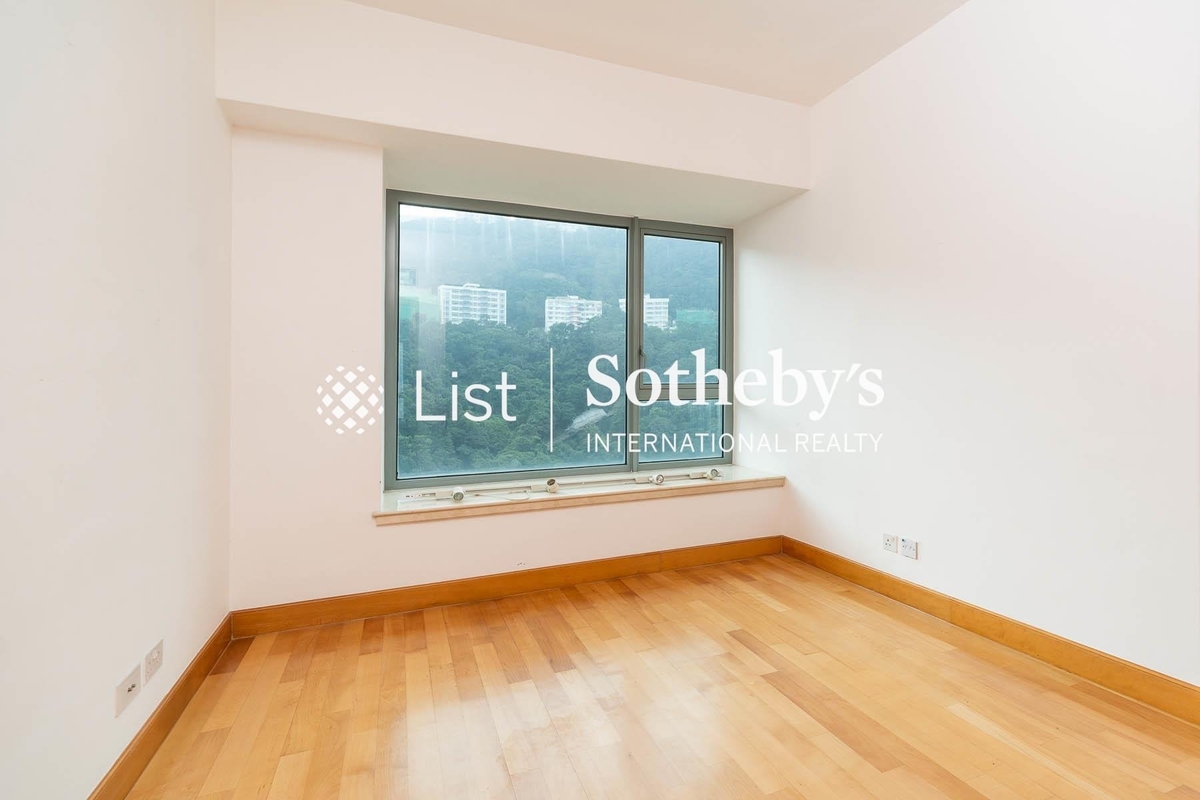 Branksome Crest Branksome Crest | Third Bedroom