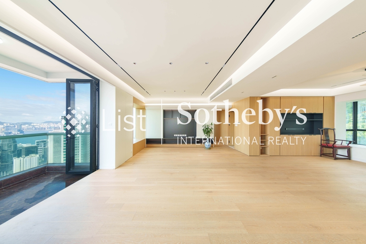 The Mayfair The Mayfair | Living and Dining Room