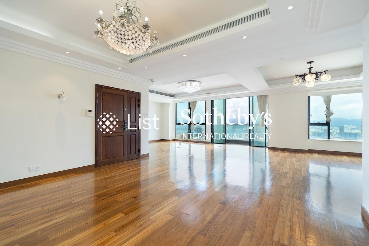 The Mayfair The Mayfair | Living and Dining Room