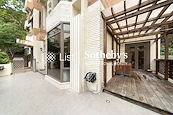 45 Island Road 香島道45號 | Private Garden off Living and Dining Room