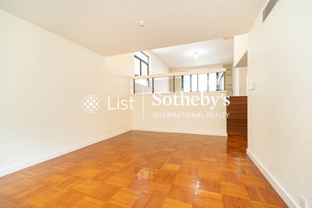 May Tower 梅苑 | Dining Room