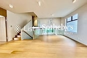 May Tower 梅苑 | Living Room