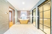 May Tower 梅苑 | Master Bathroom