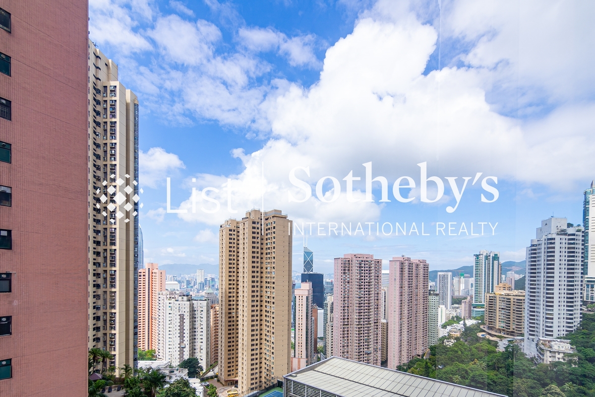 Tregunter 地利根德閣 | View from Living and Dining Room