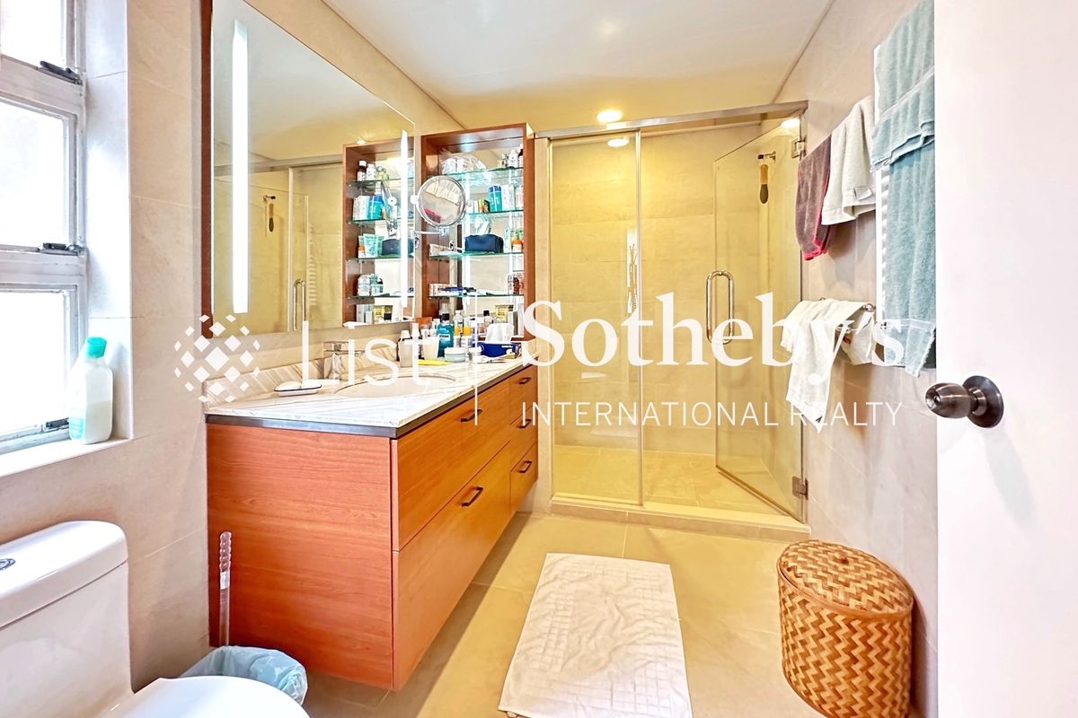 Garden Terrace 花園台 | Guest Bathroom