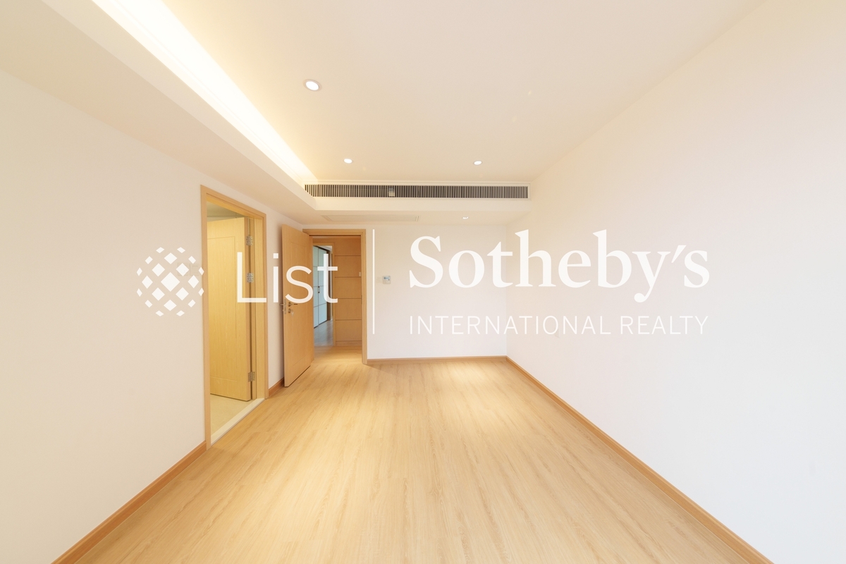 Garden Terrace 花园台 | Third Bedroom