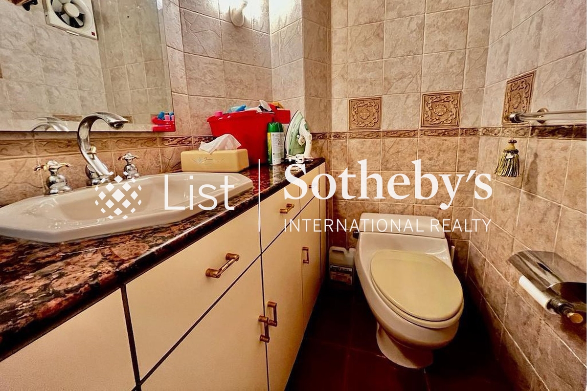 Celestial Garden 詩禮花園 | Guest Powder Room