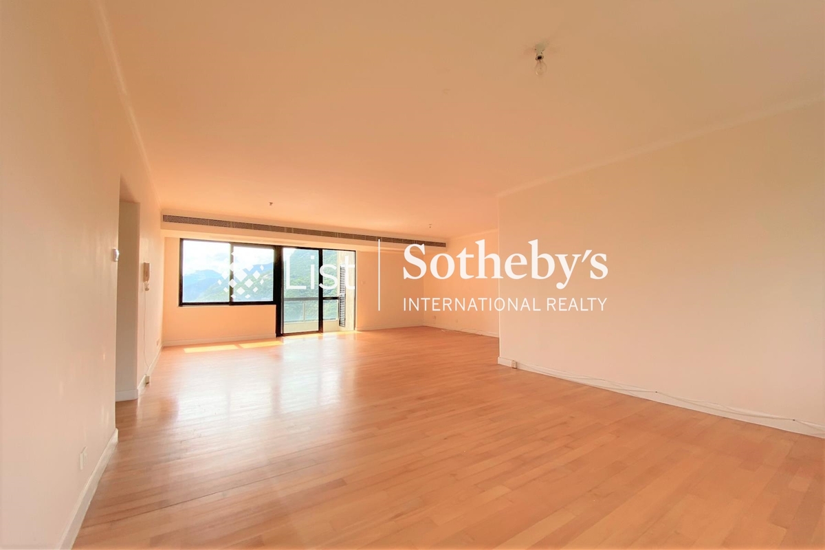 Celestial Garden 詩禮花園 | Living and Dining Room