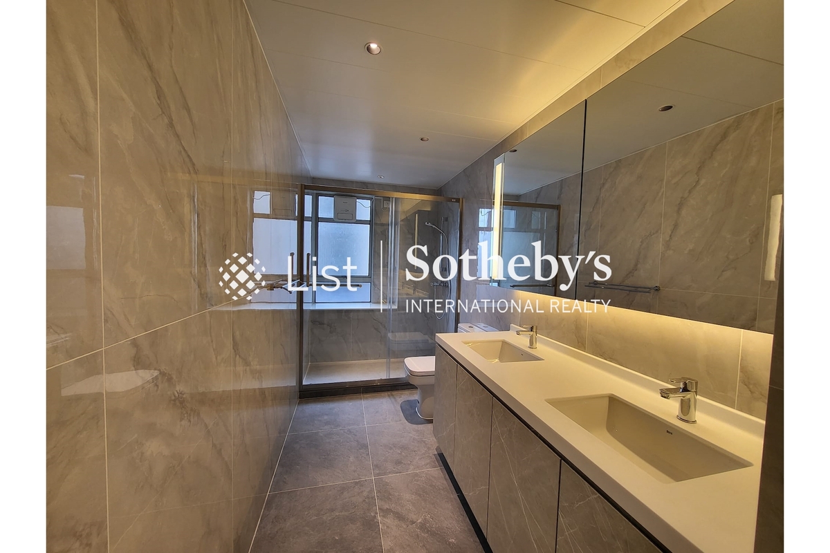 Tregunter 地利根德閣 | Master Bathroom