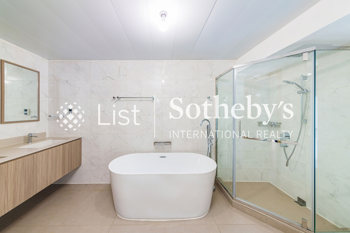 Twin Brook 雙溪 | Master Bathroom