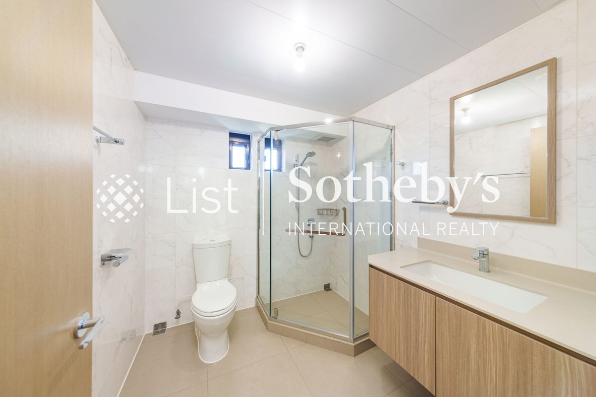 Twin Brook 雙溪 | Second En-suite Bathroom