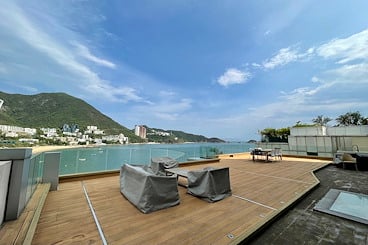 No. 56 Repulse Bay Road 淺水灣道56號 | Private Terrace off Living and Dining Room