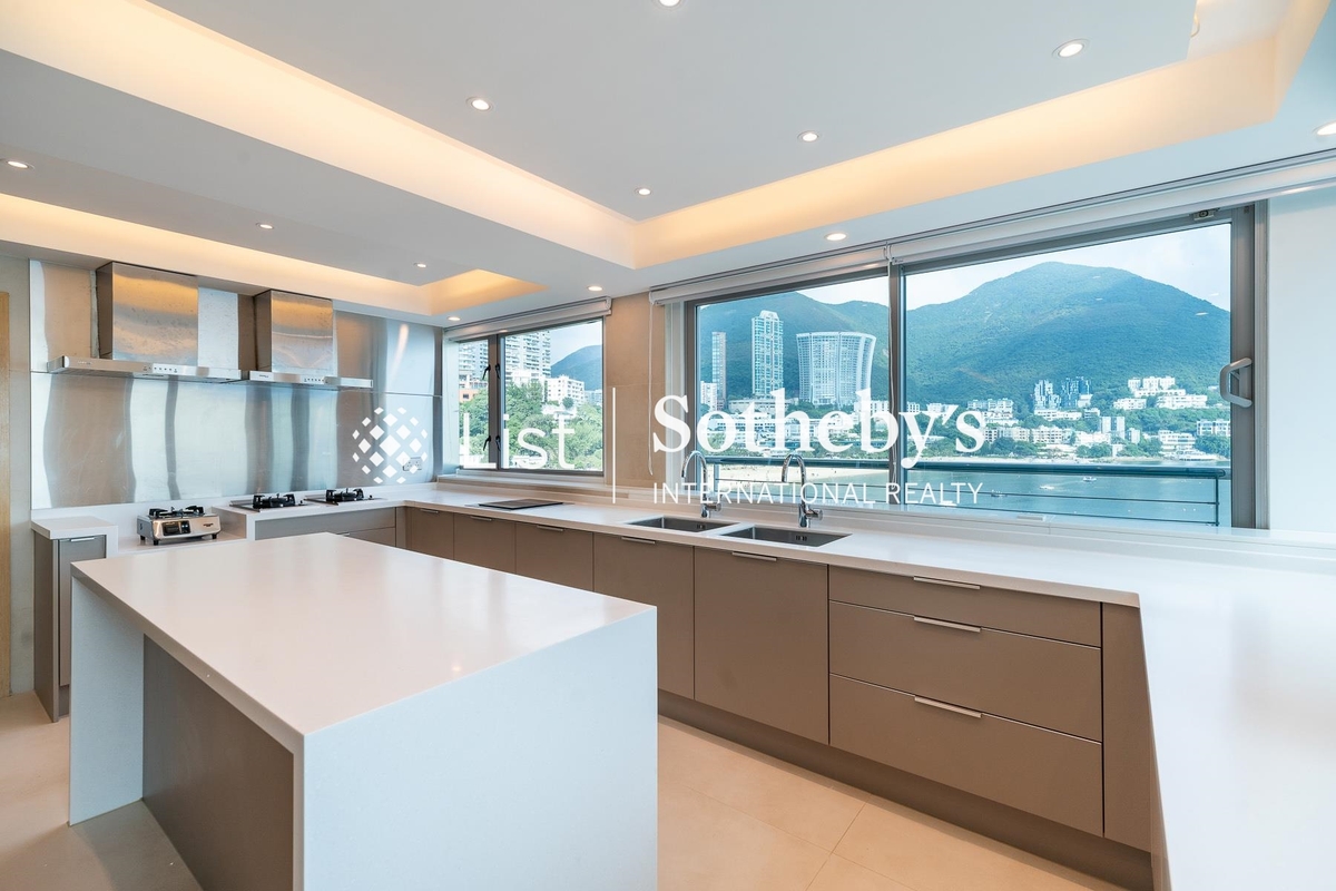 No. 56 Repulse Bay Road 淺水灣道56號 | Kitchen