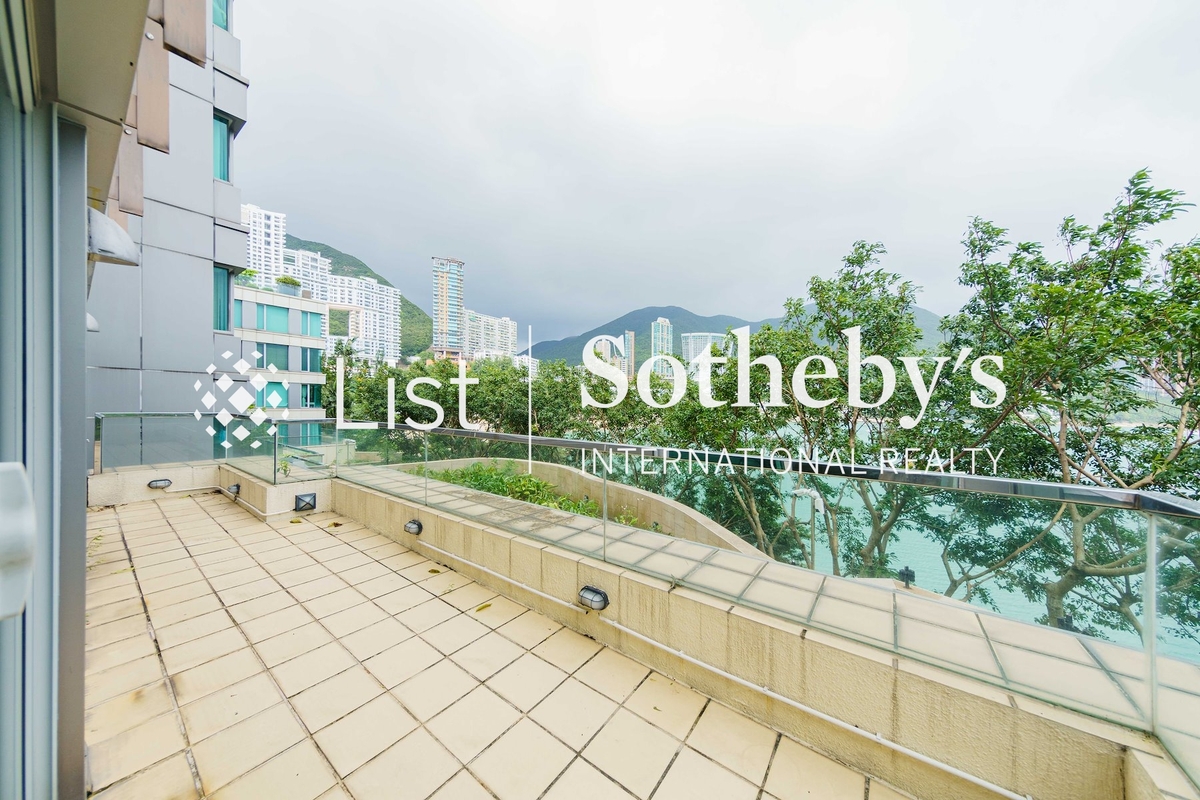 No. 56 Repulse Bay Road 淺水灣道56號 | Private Terrace off Living and Dining Room